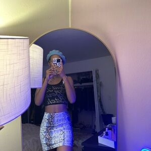 Stylish Snake Print Skirt